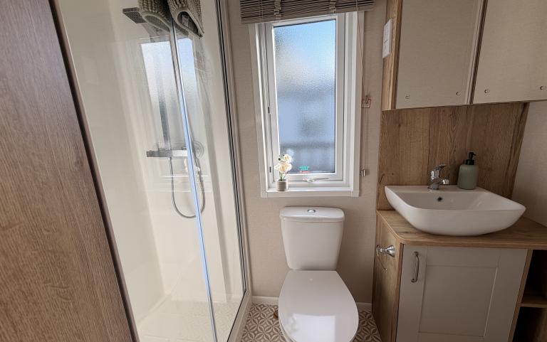 ABI Ambleside Main Bathroom