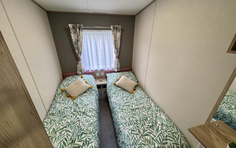 ABI Roecliffe twin bedroom