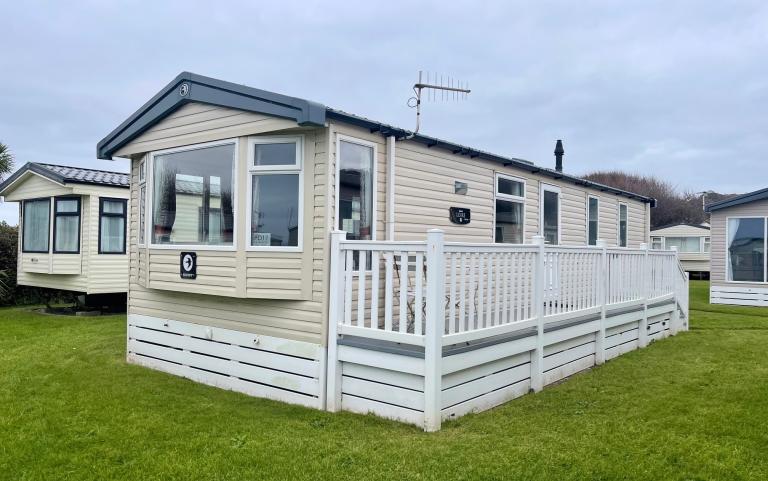 Front of Paddocks 17 2018 Swift Loire