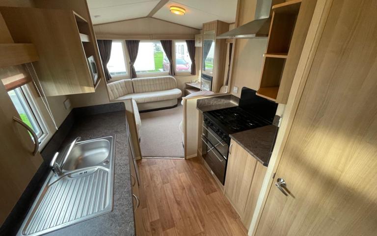 Pitch 28 kitchen and lounge