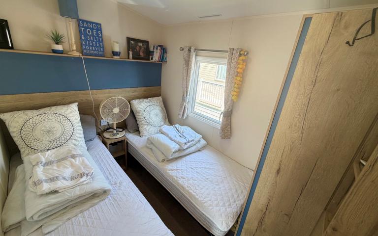 Pitch 16 Twin Bedroom