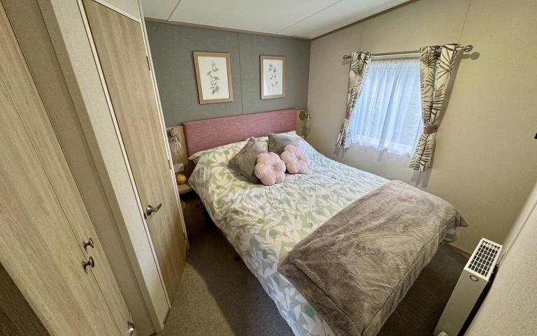 ABI Roecliffe master bedroom